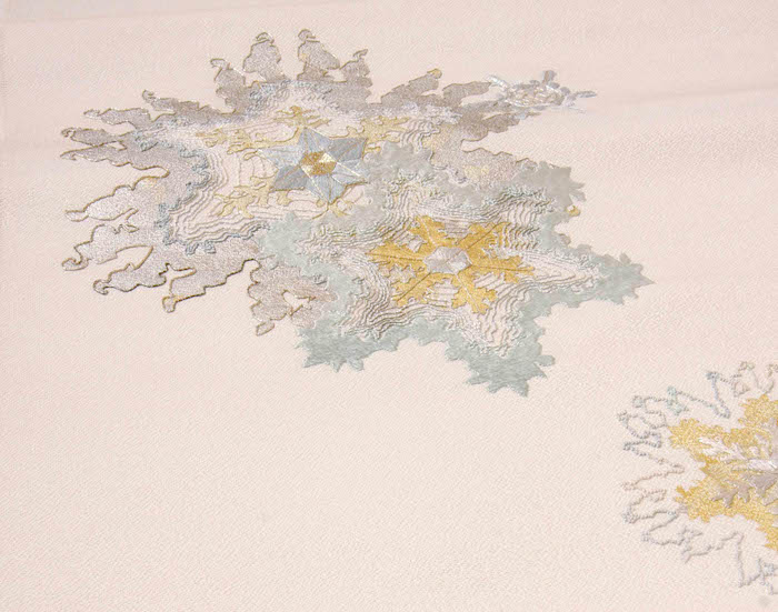 刺繍摺箔袋帯「六花結晶」
