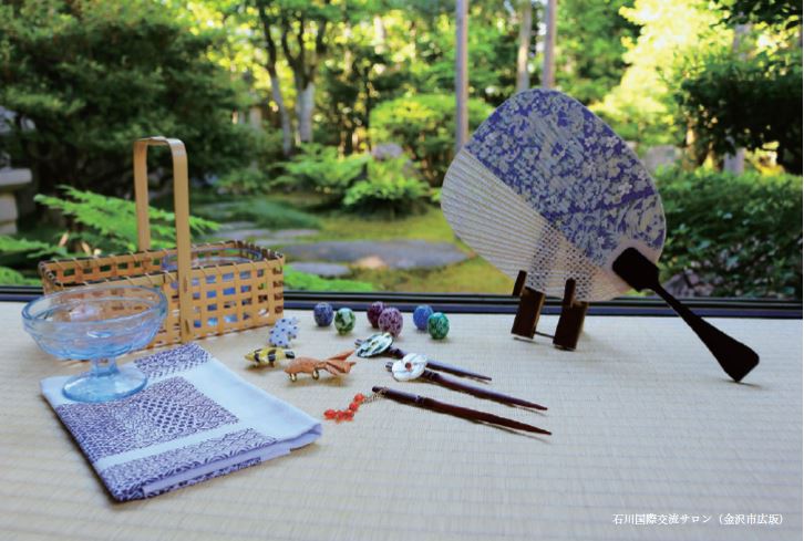 「夏の工芸品展」 ～竹、陶、ガラスなど、夏向きの和小物を集めました～